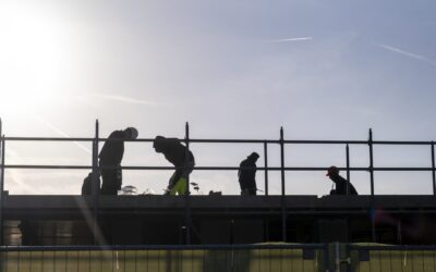 Working without a residence permit – One World Article